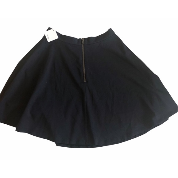 HALOGEN BRAND NEW w/ Tags Black Flare Skirt Size Small! - Picture 4 of 8